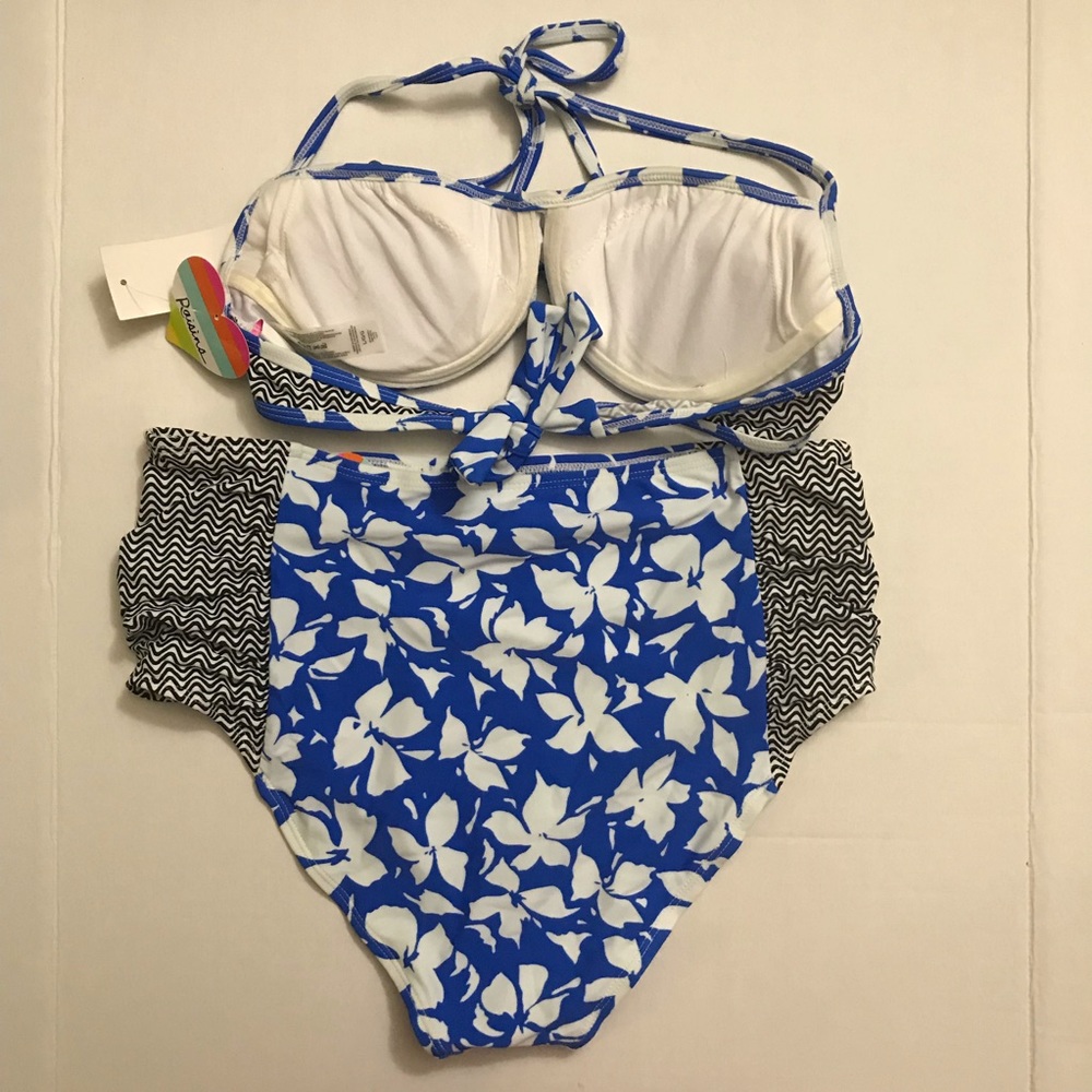 Raisins bikini 👙 set - Picture 3 of 5